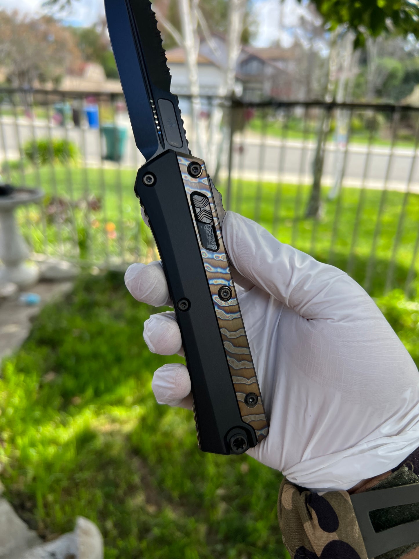 Microtech Glykon Bayonet Flamed Ti Accents DLC Serrated Blade DLC Hardware Signature Series 184-2DLCFA