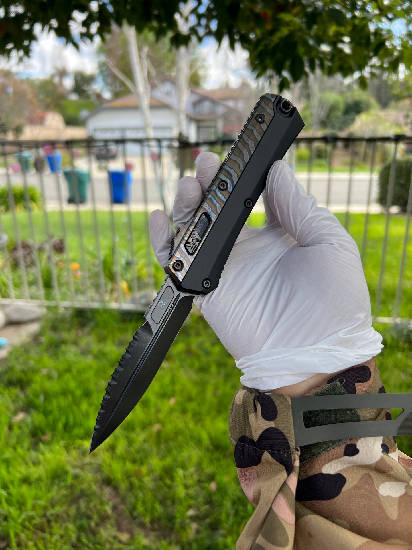Microtech Glykon Bayonet Flamed Ti Accents DLC Serrated Blade DLC Hardware Signature Series 184-2DLCFA