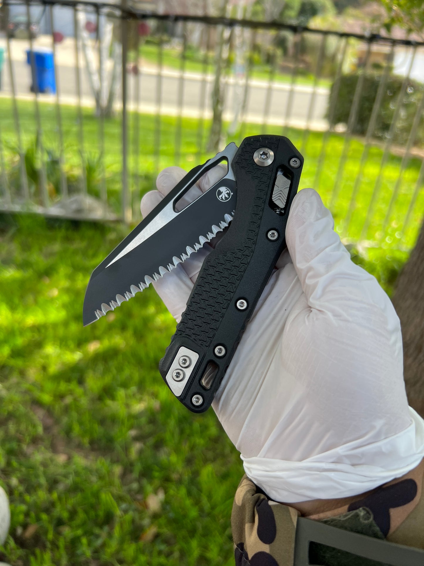 Microtech 210T-3PMBK MSI RAM-LOK Manual Folding Knife 3.88" Bohler M390MK Black Modified Sheepsfoot Combo Blade, Black Injection Molded Polymer Handles, AXIS/Crossbar Lock
