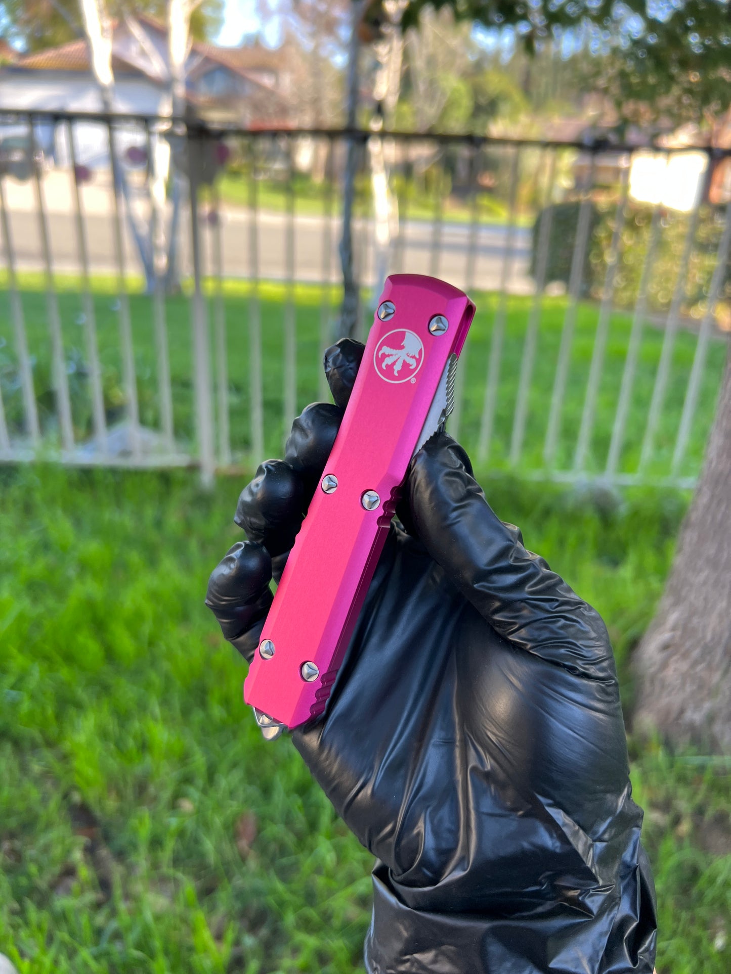 Microtech 122-10PK Ultratech AUTO OTF 3.46" Stonewashed Double Edge Dagger Blade, Pink Aluminum Handles